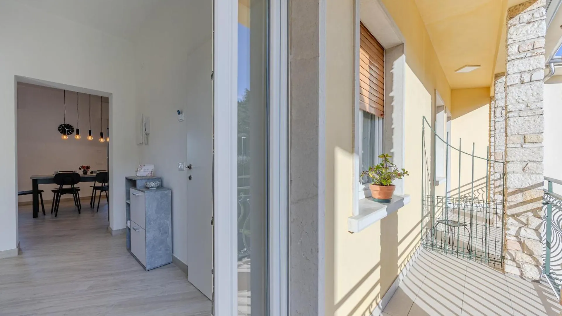Santa Croce Apartments 托里德尔贝纳科