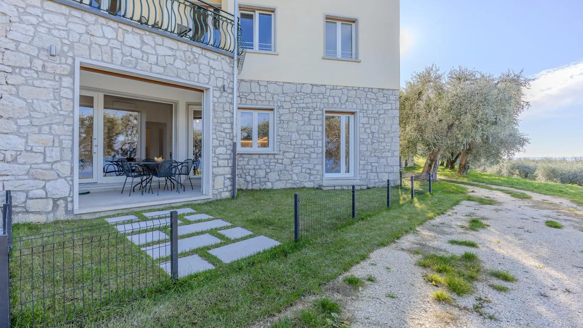 Santa Croce Apartments 托里德尔贝纳科
